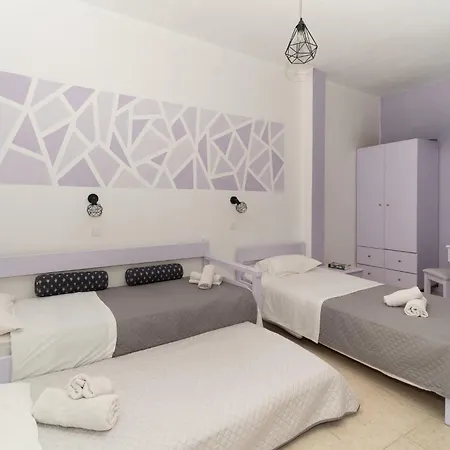 Blue Maisonettes 3*