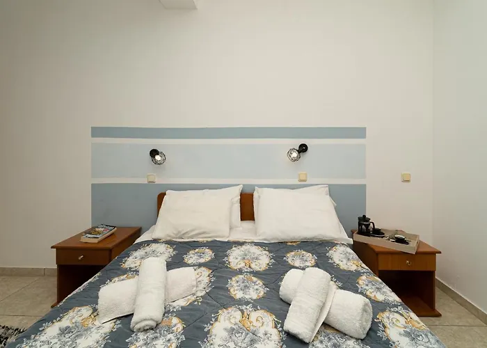 Blue Maisonettes 3* Kamária