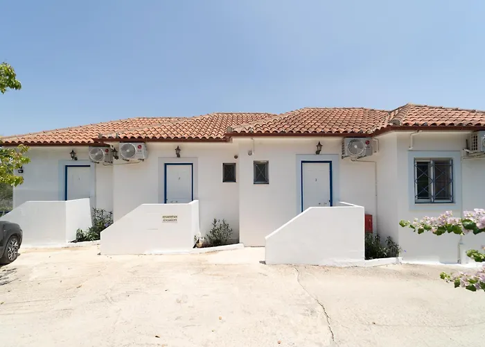 公寓式酒店 Blue Maisonettes Kamária